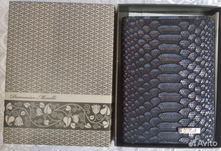 Женский бумажник водителя