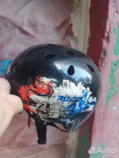 Роликовые коньки