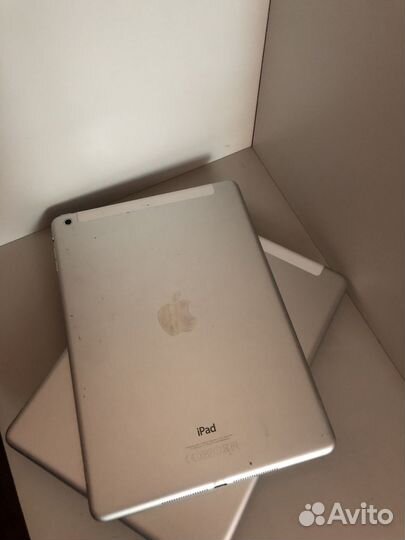 Два iPad air на запчасти а1475