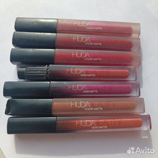 Люксовая помада