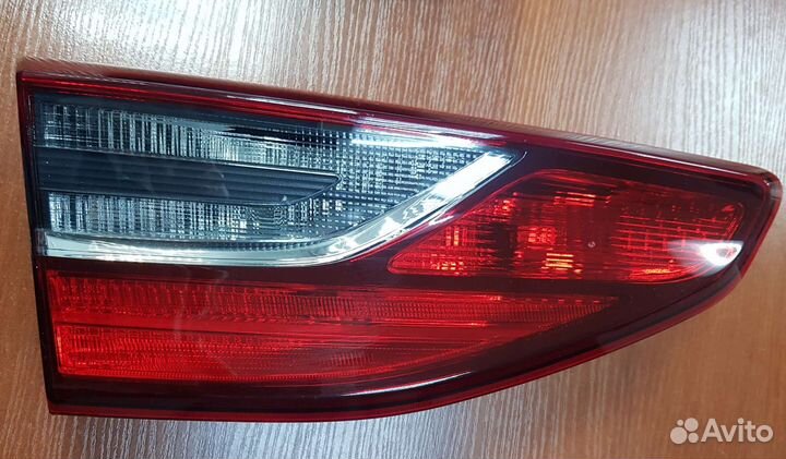 Фонарь внутренний левый Kia Ceed 2018 идеал