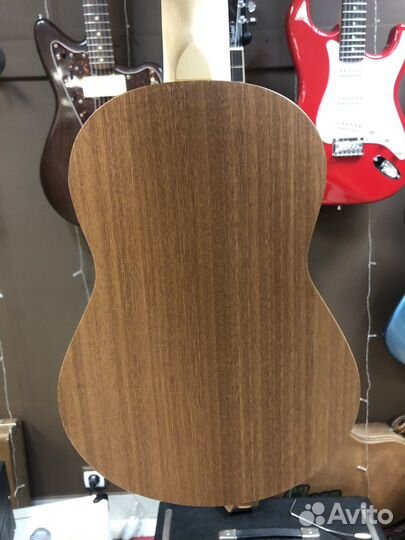 Укулеле массив дерева hampi kz1