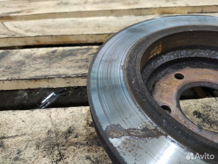 Диск тормозной задний Bmw 5 E39 M52B28 1998