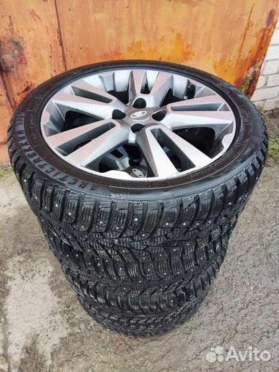 R17 Maxxis ArcticTrekker NP3 205/50, PCD 4x100 DIA 60.1