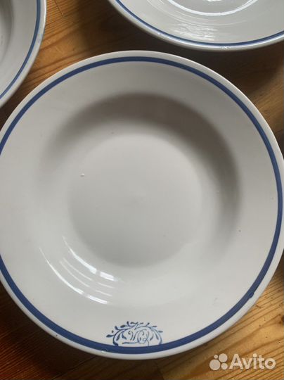 Тарелки 4 штуки