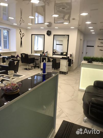 Сдача в аренду кресла парикмахера