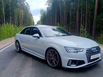 Audi A4 2.0 AMT, 2019, 84 000 км, с пробегом, цена 3 500 000 руб.