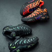 Кроссовки AIR MAX plus drift "Black Volt