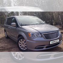 Chrysler Town & Country 3.6 AT, 2013, 270 000 км, с пробегом, цена 1 850 000 руб.