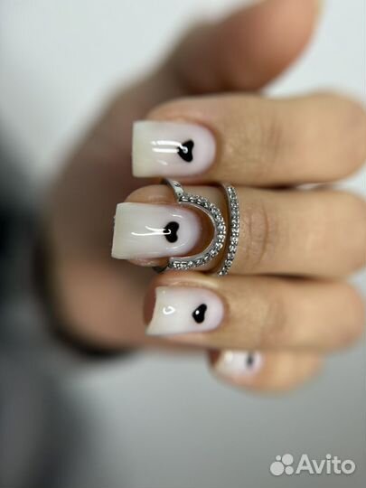 Маникюр педикюр