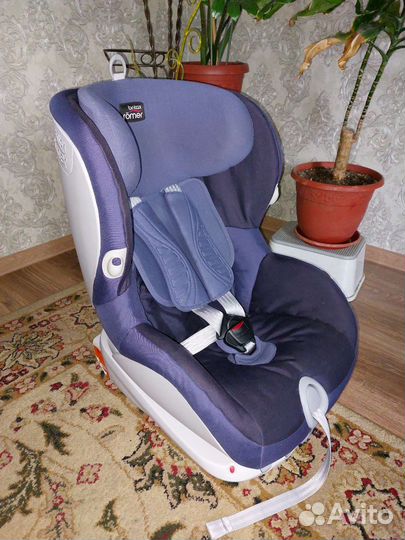 Автокресло Britax Romer trifix