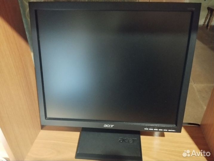 Компьютер и монитор