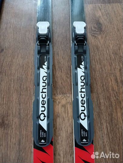 Лыжи 140см, палки 100см, ботинки 33 Quechua+чехол