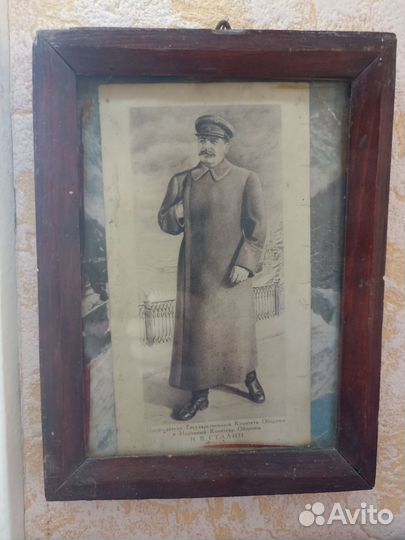 Портрет Сталин в рамке