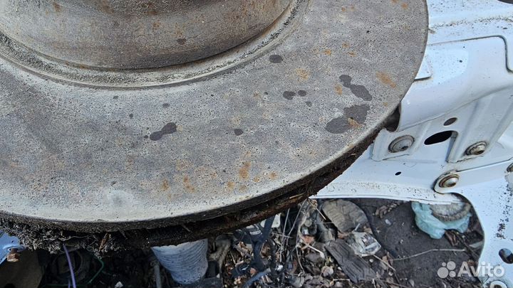 Тормозной диск Audi Q7 4L 4.2L