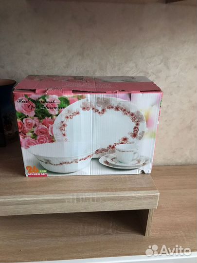 Набор столовой посуды новый