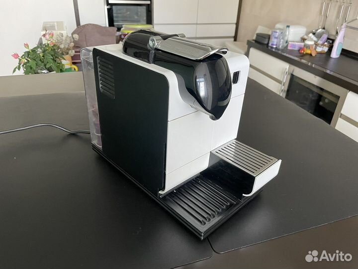 Кофемашина delonghi nespresso
