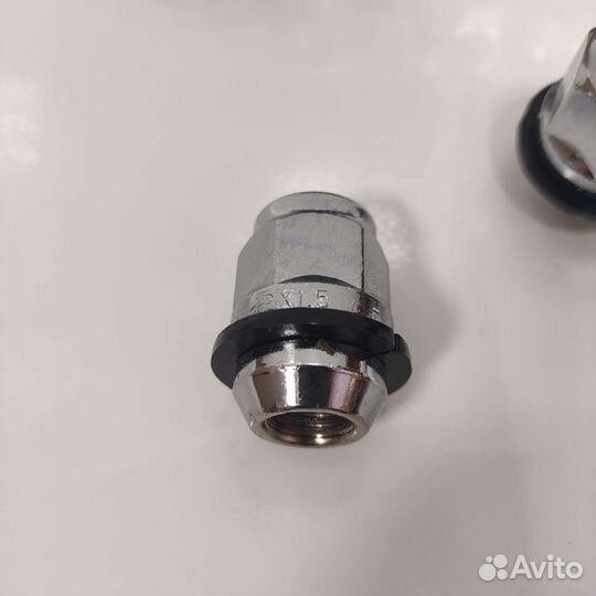 Гайка колесная M12x1.5