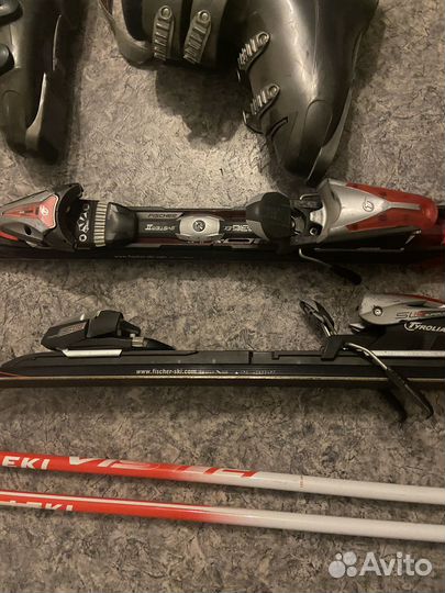 Комплект горнолыжный. Лыжи, ботинки палки