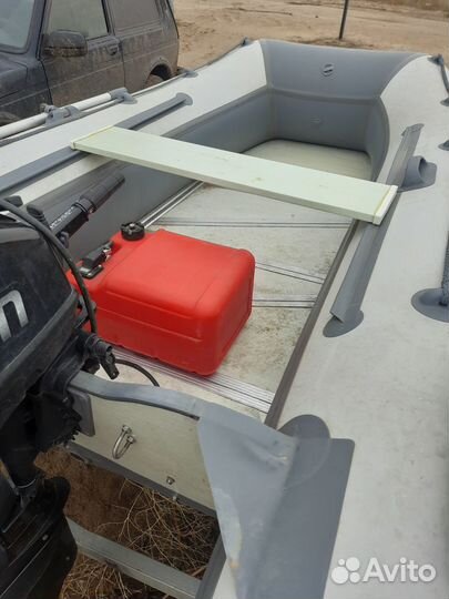 Продаю лодку пвх с мотором 9.9