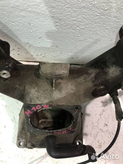 Впускной коллектор