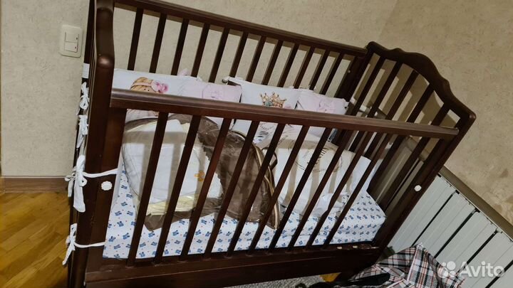 Детская кроватка