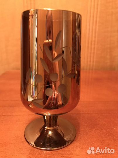 Бокалы и рюмки