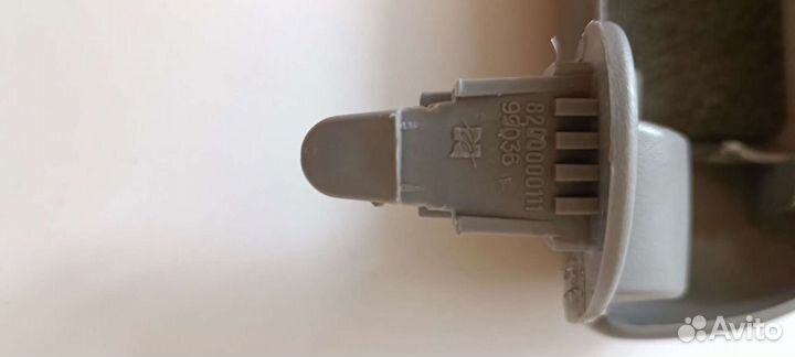 Очечник Nissan Primera P12