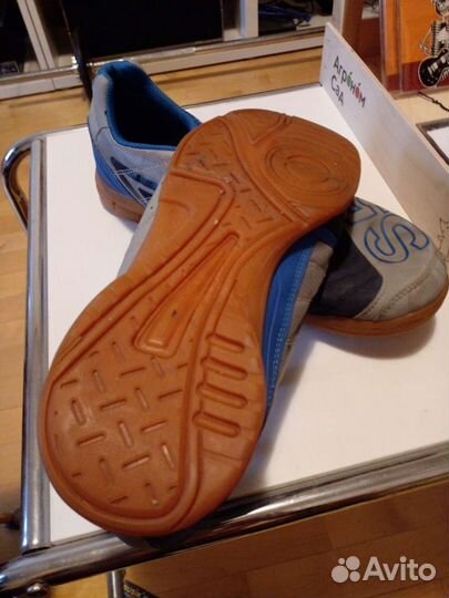 Бутсы футбольные umbro S5