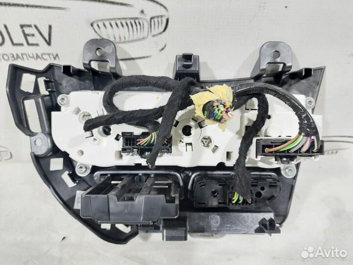 Блок управления отопителем Focus III 2011-2019 кон