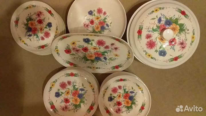 Столовый сервиз на 12 персон