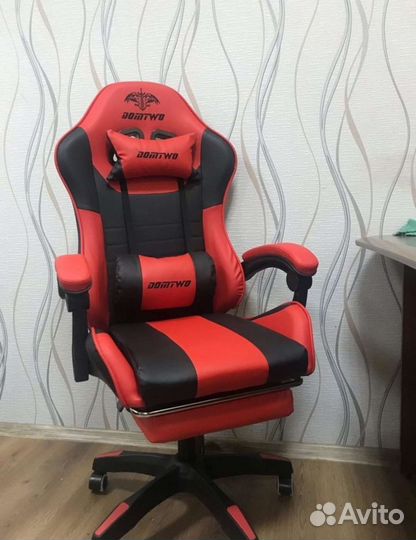 Игровое компьютерное кресло (с массажем)