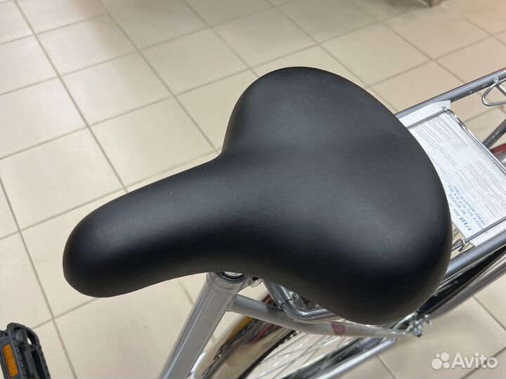 Велосипед 28 Stels Navigator 300 Lady серебристый