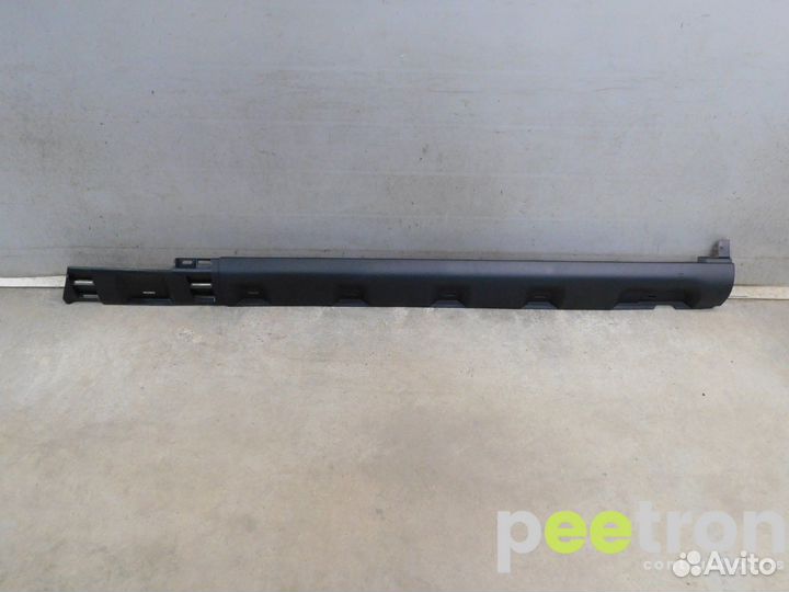 Б/У Б/У Накладка на порог новая 764260776R renault