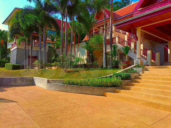 Дом 1200 м² на участке 2000 м² (Таиланд)