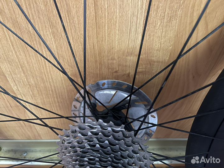 Карбоновые шоссейные колеса в сборе