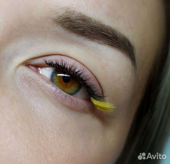 Наращивание ресниц на кресле Реклайнер