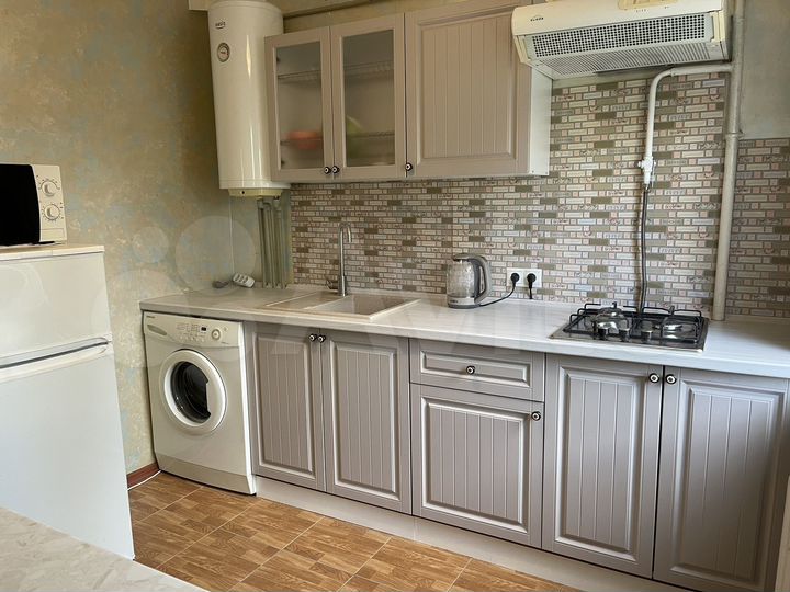 3-к. квартира, 50 м², 2/4 эт.