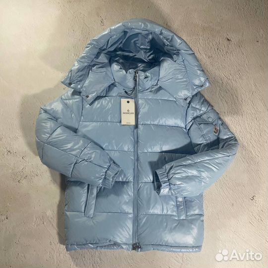 Пуховик Moncler