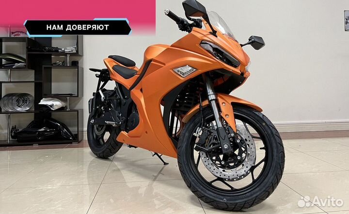 Электромотоцикл Yamaha R3