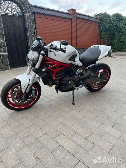 В продаже мотоцикл Ducati Monster 821