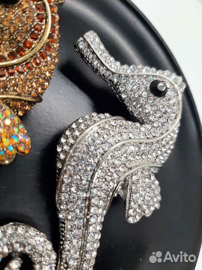 Брошь морской конёк