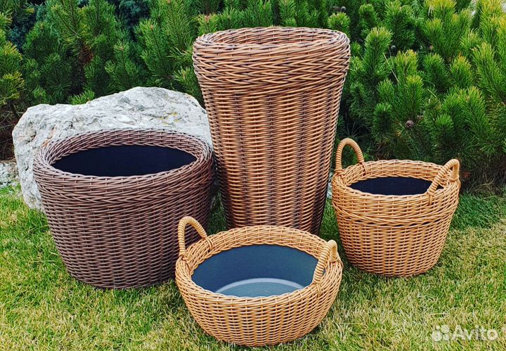 Кашпо из ротанга