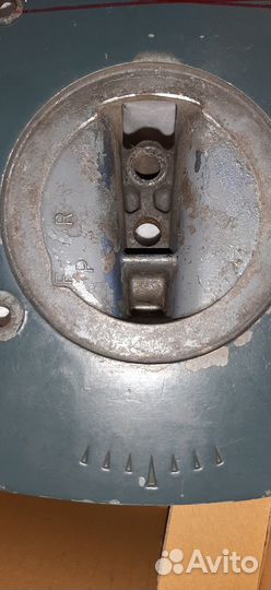 Продается корпус редуктора лодмотора Ямаха F200