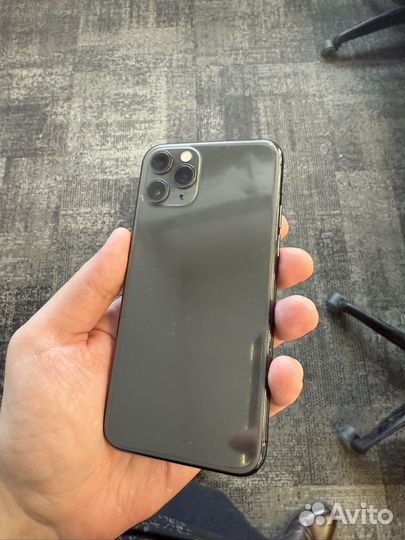 iPhone 11 Pro, 64 ГБ