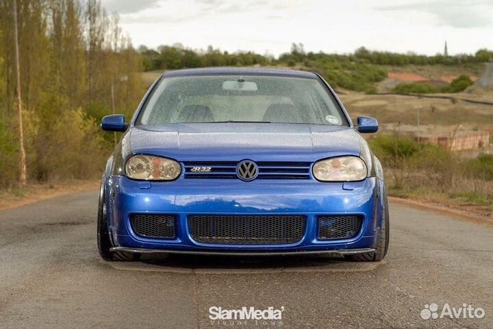Обвес R32 Volkswagen Golf 4 5D