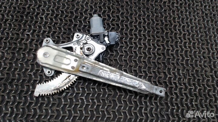 Стеклоподъемник электрический Nissan Leaf, 2011