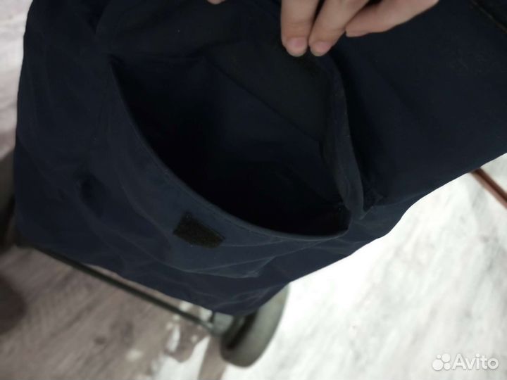 Прогулочная коляска для ребенка