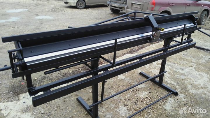 Листогиб / листогибочный станок (производитель)