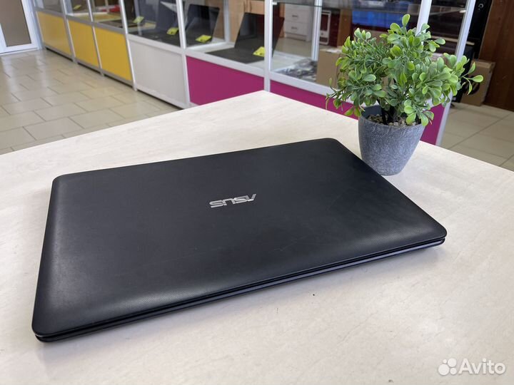 Большой ноутбук Asus/Core i5/8GB/GeForce/SSD